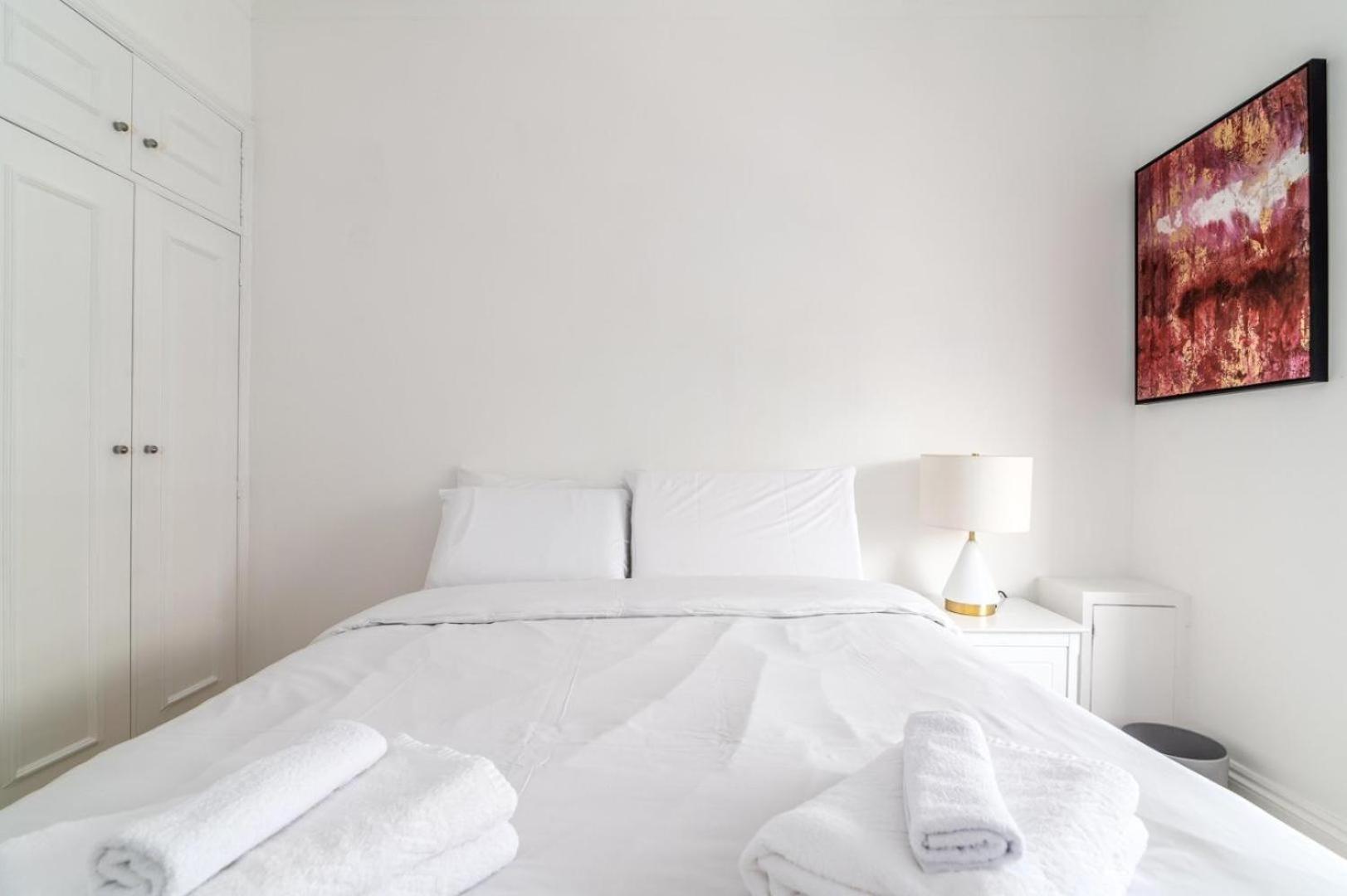 Bright Designer Flat In Chelsea Apartment *