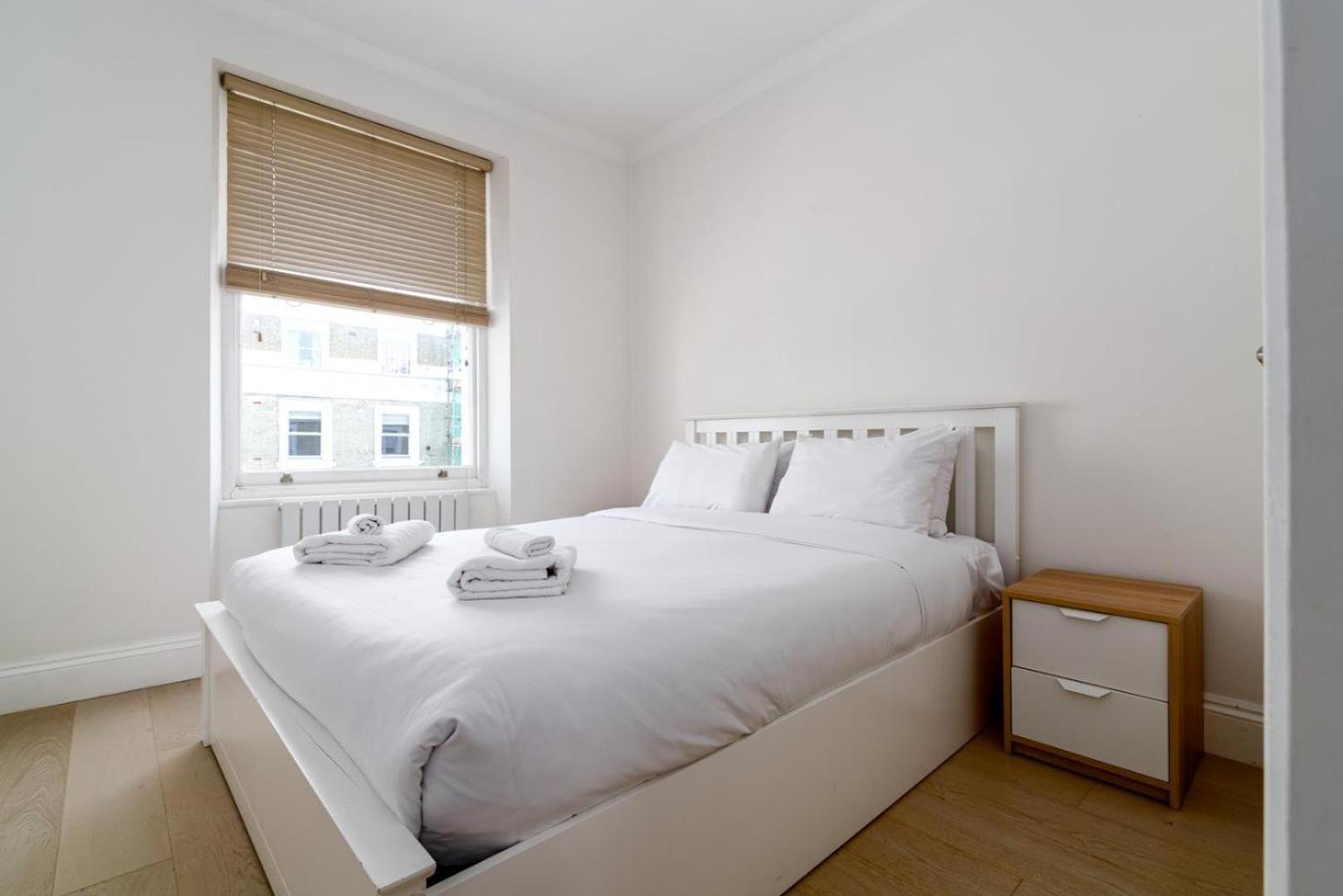 Bright Designer Flat In Chelsea Apartment London